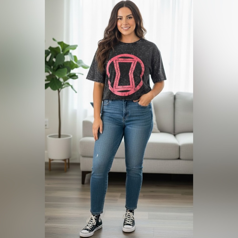 Black Widow- Marvel Her Universe Womens Graphic Tee